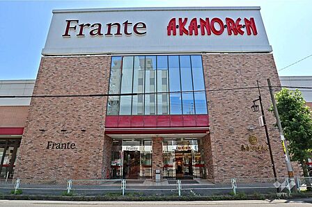 ヤマナカ(勝川フランテ)の外観