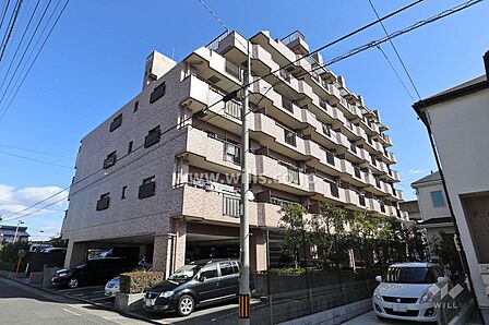 宝マンション新守山イーストの外観(西側から)