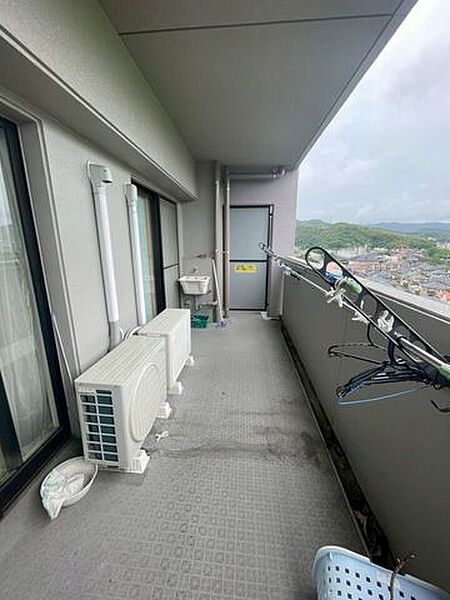 バルコニーを拡大表示