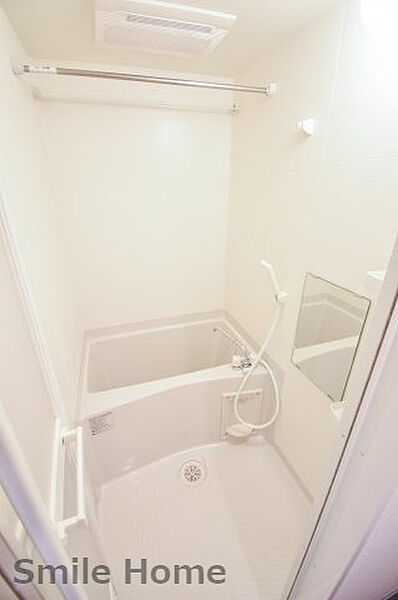画像5:浴室乾燥は梅雨時や洗濯物が多くても安心です。