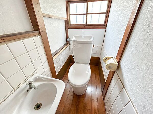 画像6:清潔感があるトイレです。入るとホッとする、そんな空間。