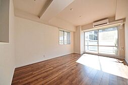 ロイヤルキャステージ恋ヶ窪 203 2階2LDKのリビング/ダイニング