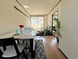 フォーブルしなの 201 2階2LDKのリビング/ダイニング