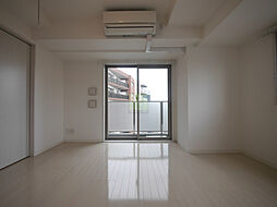 都営大江戸線 牛込柳町駅 徒歩7分の賃貸マンション 11階1Kのリビング/ダイニング