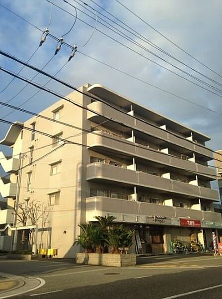 アジュール飾磨 ｜兵庫県姫路市飾磨区中島(賃貸マンション3LDK・3階・61.05㎡)の写真 その1