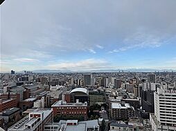天候によりバルコニーから富士山を望めます。※眺望は将来にわたって保証するものではありません。