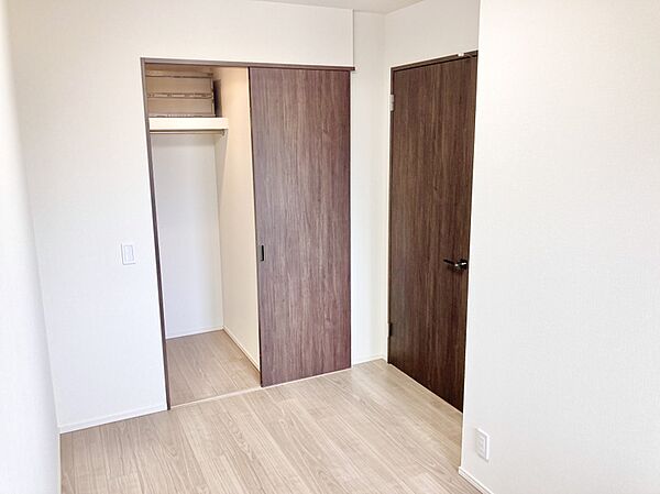 寝室を拡大表示