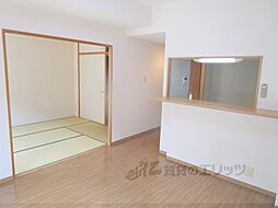 JR山陰本線 千代川駅 徒歩1分の賃貸マンション 1階2LDKのリビング/ダイニング