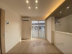 阪急嵐山線 松尾大社駅 徒歩18分の賃貸アパート 1階2LDKのリビング/ダイニング