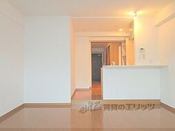 JR山陰本線 亀岡駅 徒歩15分の賃貸マンション 3階ワンルームのリビング/ダイニング