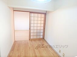 JR山陰本線 太秦駅 徒歩12分の賃貸マンション 4階1Kのリビング/ダイニング