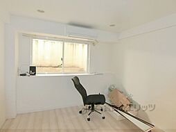 京福電気鉄道北野線 北野白梅町駅 徒歩14分の賃貸マンション 地下1階ワンルームのリビング/ダイニング