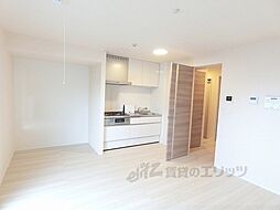 アイル東近江 307 3階1LDKのリビング/ダイニング