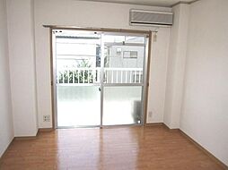 日興狛江マンション2 103 1階ワンルームのリビング/ダイニング