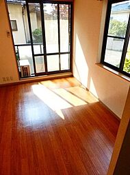 京王線 調布駅 徒歩12分の賃貸マンション 1階1Kのリビング/ダイニング