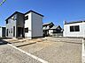 駐車場：全室収納が完備されているので、荷物がすっきりと片付いてお部屋が広々と使えます！