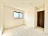 洋室：2F 東洋室(5.9帖)