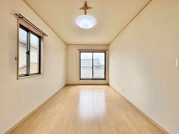 洋室を拡大表示
