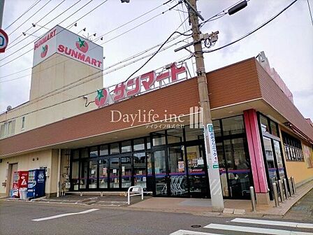 サンマート東栄店 860m