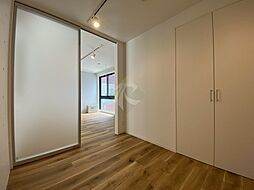 東京メトロ東西線 早稲田駅 徒歩8分の賃貸マンション 1階1LDKのリビング/ダイニング