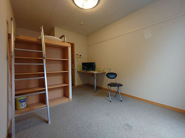寝室