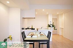 東京メトロ南北線 本駒込駅 徒歩5分の賃貸マンション 13階1SLDKのリビング/ダイニング