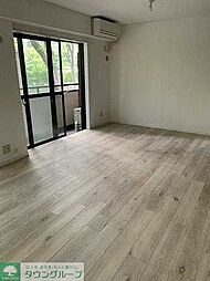 東京メトロ日比谷線 広尾駅 徒歩7分の賃貸マンション 2階1LDKのリビング/ダイニング