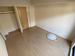 東急田園都市線 用賀駅 徒歩4分の賃貸マンション 2階1Kのリビング/ダイニング