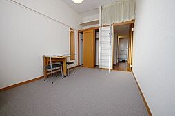 レオパレスグルワール 106 1階1Kのリビング/ダイニング