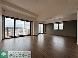 ルモン八王子 801 8階3LDKのリビング/ダイニング