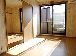 セレブレイト 2階2DKのリビング/ダイニング