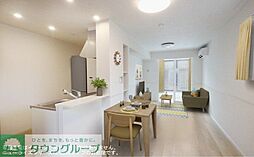 Ｍａｈｉｎａ 101 1階1LDKのリビング/ダイニング