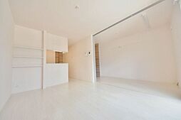 フロイデ 103 1階1LDKのリビング/ダイニング