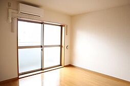 コンドミニオけやき 305 4階1Kのリビング/ダイニング