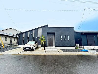 外観:2024年2月築の築浅平屋住宅!室内たいへんキレイです☆彡 外観:2024年2月築の築浅平屋住宅!室内たいへんキレイです☆彡