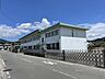 周辺：たかお幼稚園まで　1100m　徒歩約14分●園の一角に木のおうちがあり、体をたくさん動かして元気に遊べる。未就園児クラスがある。定員240名