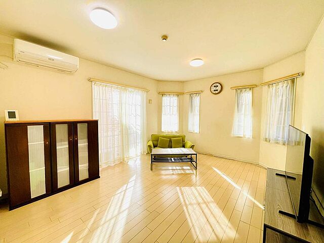 リビング/ダイニング あきる野市草花1202-62