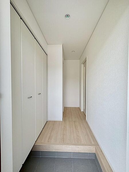 玄関を拡大表示