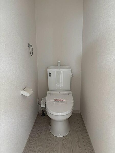 トイレを拡大表示