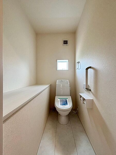 トイレを拡大表示