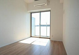 京急本線 新馬場駅 徒歩4分の賃貸マンション 6階1Kのリビング/ダイニング