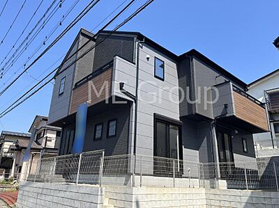 外観:◆1号棟◆~Exterior~ JR武蔵野線「新八柱」駅徒歩9分!駅近の利便性と豊かな自然を享受する住環境のもと、彩り豊かな快適な暮らしは家族を笑顔にしてくれそうです。 外観:◆1号棟◆~Exterior~ JR武蔵野線「新八柱」駅徒歩9分!駅近の利便性と豊かな自然を享受する住環境のもと、彩り豊かな快適な暮らしは家族を笑顔にしてくれそうです。