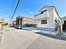 外観：～Exterior～　前面道路：東 6m 公道　前面道路は閑静な住宅地をはしる車通りの少ない道路。駐車の出し入れもらくらくです！ご不明点・現地見学のご希望は、お気軽にお問い合わせください！