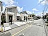 外観：～Exterior～　前面道路：南西 6m 公道　前面道路は閑静な住宅地をはしる車通りの少ない道路。駐車の出し入れもらくらくです！ご不明点・現地見学のご希望は、お気軽にお問い合わせください！