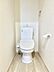 トイレ：◆3号棟◆～Toilet～　清潔感のある水回り♪トイレはウォシュレット付きです◎トイレは毎日使わざるを得ないもの。いつも清潔を保ちたいですね。トイレが2ヶ所あるので朝の混雑時に便利です！