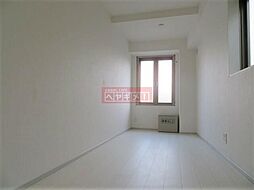 マリーンコーブ等々力 302 3階1Kのリビング/ダイニング