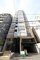 ルクレ北堀江  ｜ 大阪府大阪市西区北堀江1丁目（賃貸マンション1R・14階・32.84㎡） その1