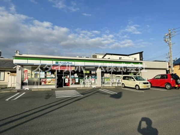 画像21:【コンビニエンスストア】ファミリーマート 豊橋中浜店まで75ｍ