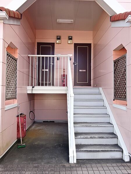 apartment 茨城県神栖市平泉東２丁目9番地5
平泉外１２入会の賃貸情報を見る
物件地図