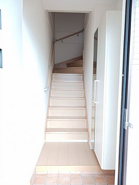 apartment 茨城県潮来市洲崎3835番1
洲崎の賃貸情報を見る
物件地図